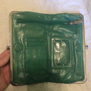 Green wallet